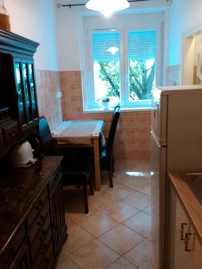 Zoeld Sziget Apartmanlakas Eger Bagian luar foto